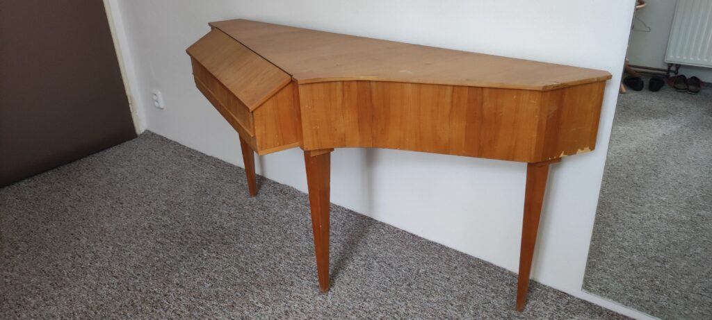 Spinet Spinet